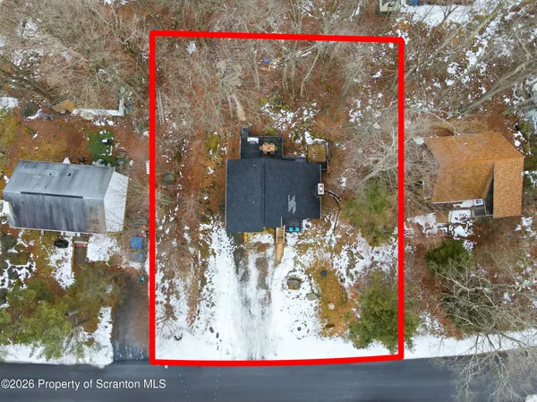 $2,500 | 1379 Winding Way, Tobyhanna, PA 18466