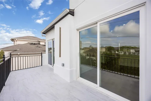 $5,300 | 1413 Stanford Street, Houston, TX 77019