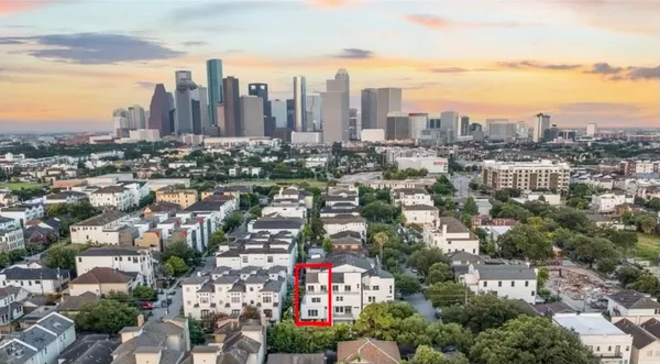$5,300 | 1413 Stanford Street, Houston, TX 77019