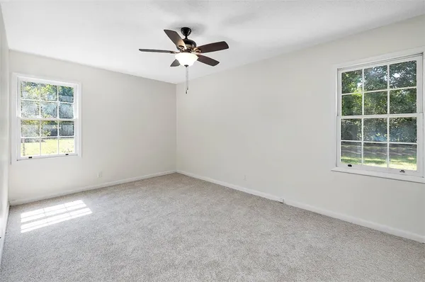 $2,195 | 268 King Cotton Road, Brunswick, GA 31525
