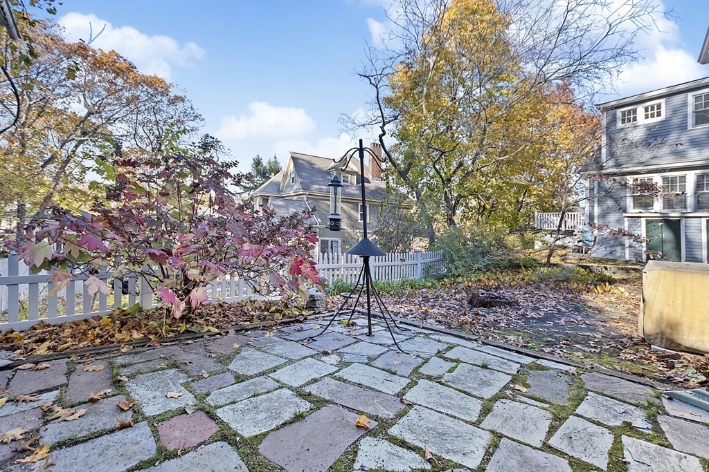 7 Ashcroft Road Newton, MA 02461 - Photo 21 of 25 Gallery Image 21