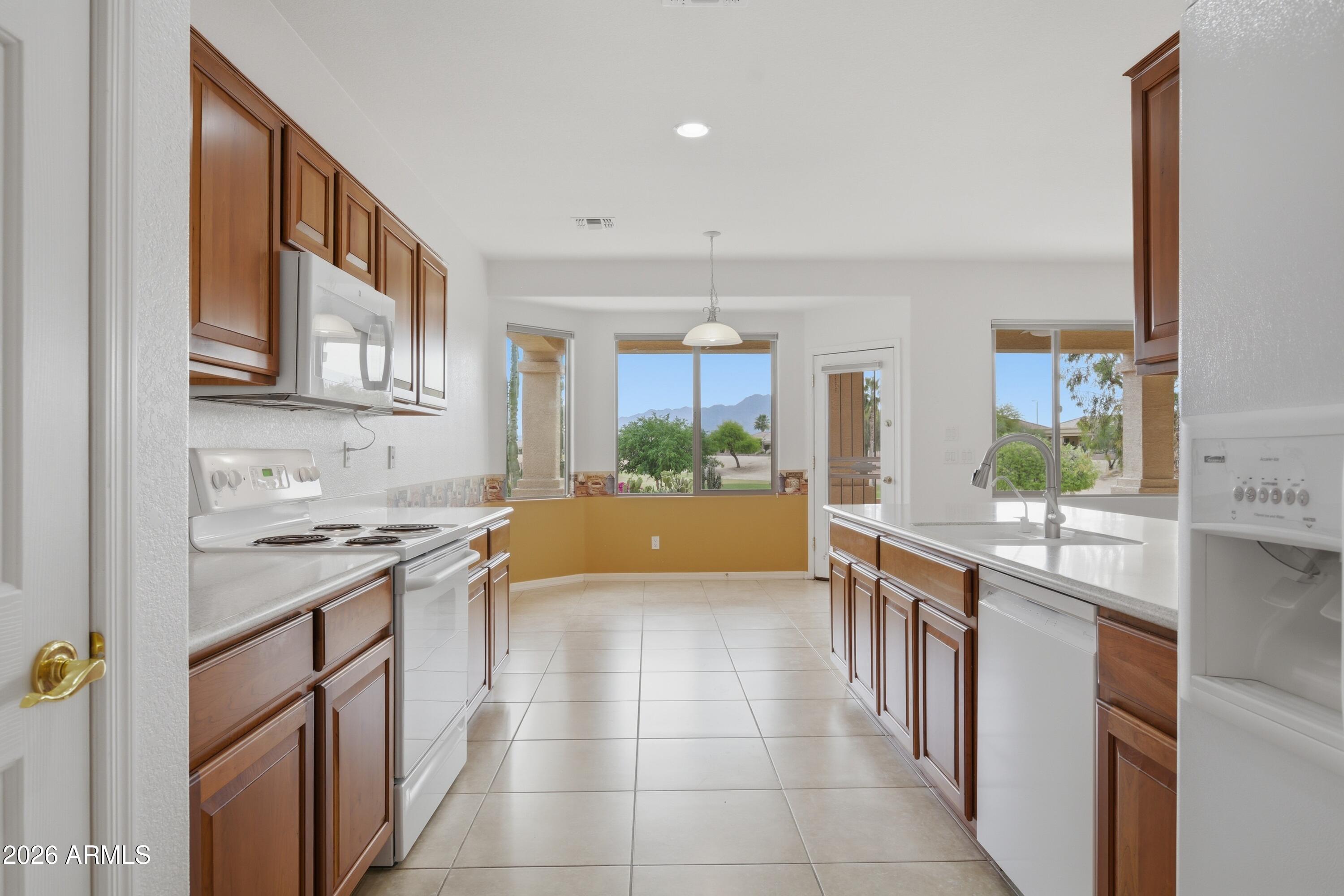 6863 South Santa Rita Way Chandler, AZ 85249 - Photo 10 of 46