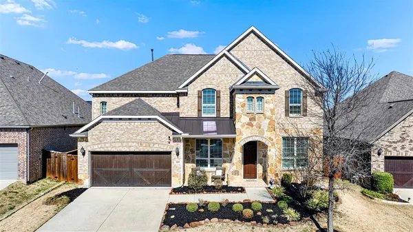 $860,000 | 309 Green Valley Drive, McKinney, TX 75071