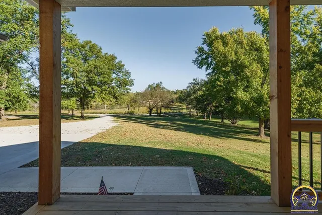 $375,000 | 621 Monroe Street, Oskaloosa, KS 66066