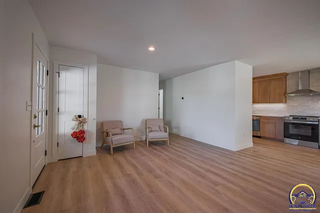 $375,000 | 621 Monroe Street, Oskaloosa, KS 66066