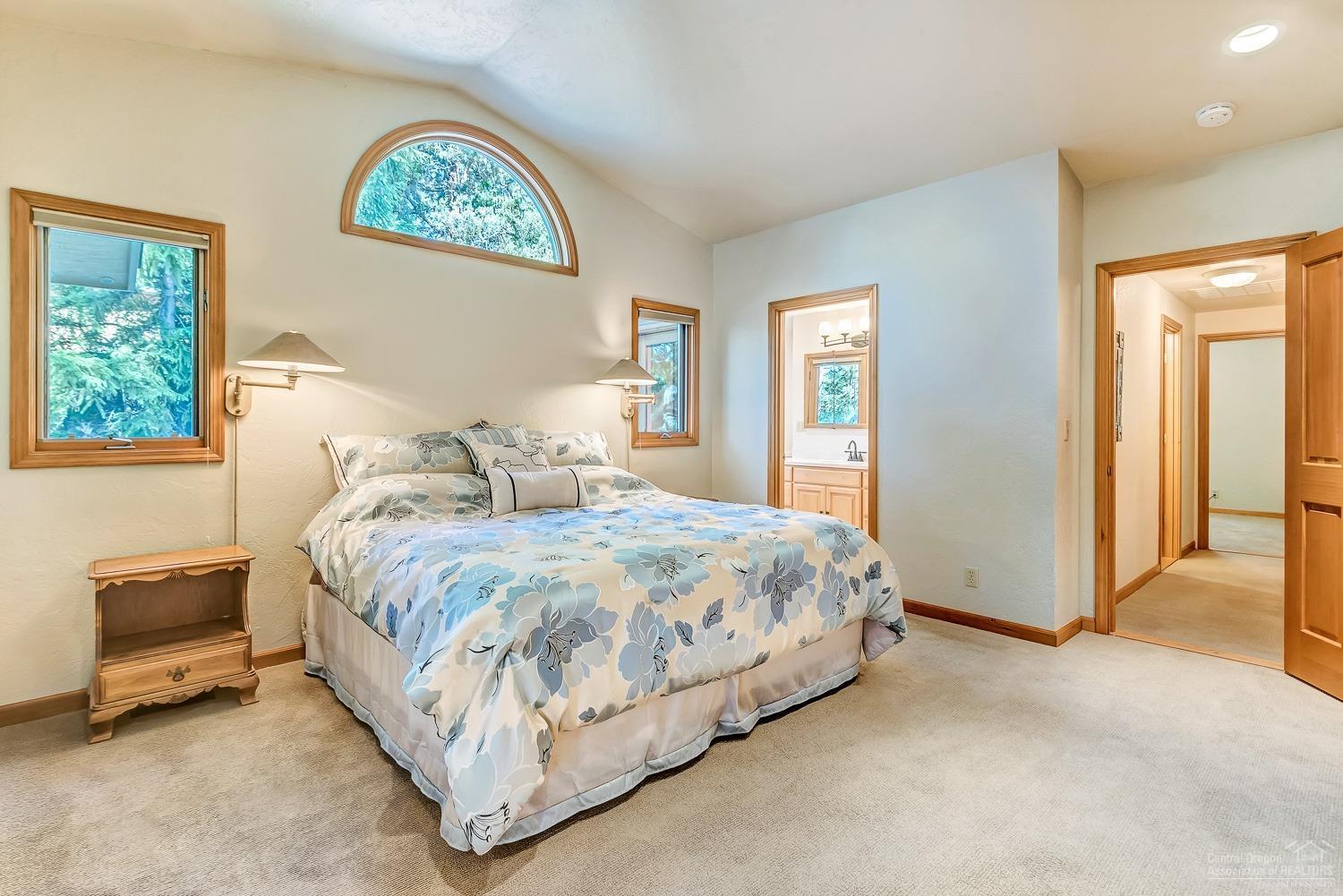 20227 Rae Road Bend, OR 97702 - Photo 14 of 25 Additional Photo