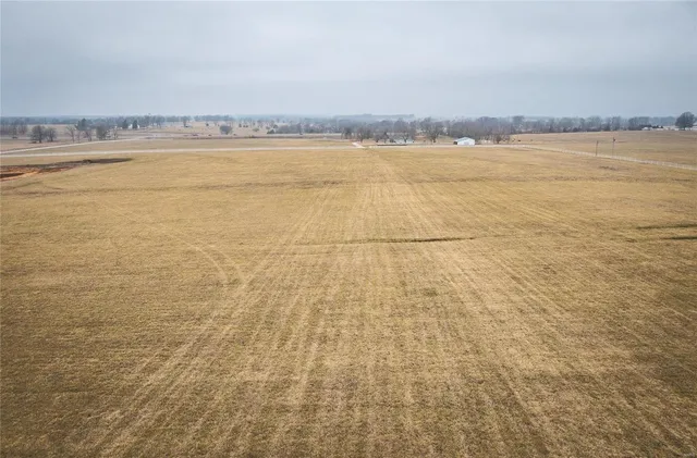 $2,000,000 | 2749 West Farm Road 56, Springfield, MO 65803