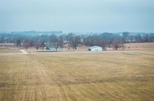 $2,000,000 | 2749 West Farm Road 56, Springfield, MO 65803