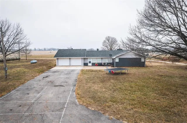 $2,000,000 | 2749 West Farm Road 56, Springfield, MO 65803