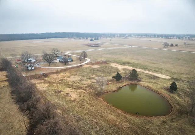 $2,000,000 | 2749 West Farm Road 56, Springfield, MO 65803