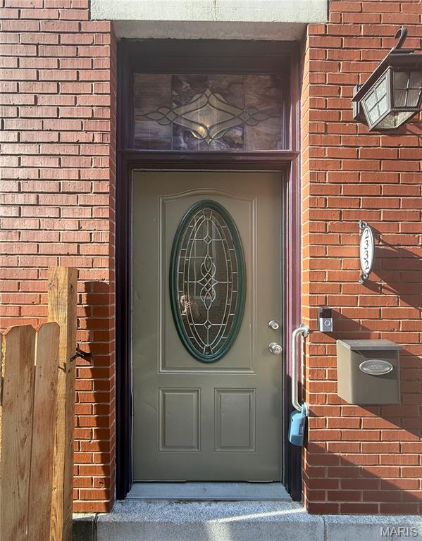 2332 Hickory Street St. Louis, MO 63104 - Photo 2 of 15