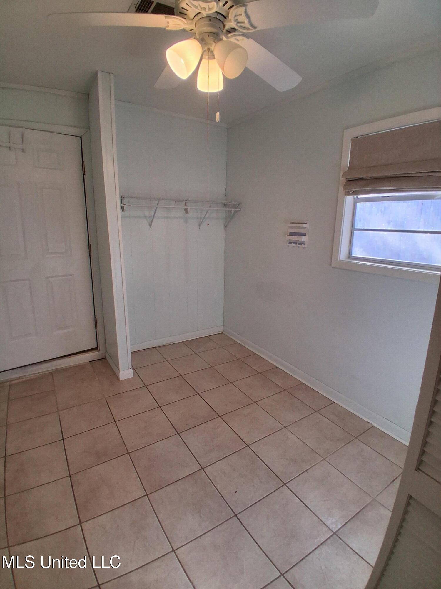 323 Carter Road Biloxi, MS 39531 - Photo 31 of 33 In-Law/ADU