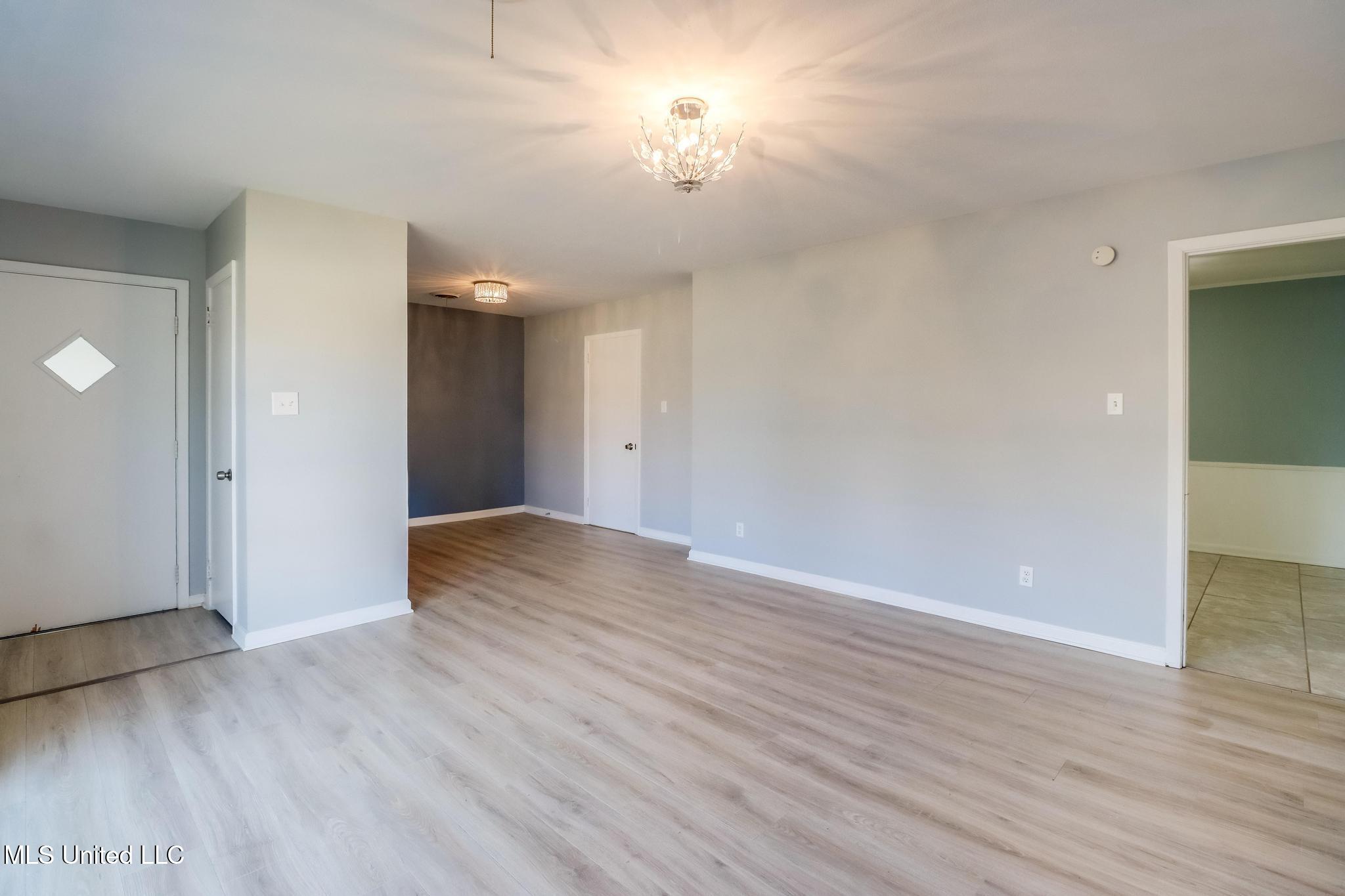 323 Carter Road Biloxi, MS 39531 - Photo 6 of 33 Photo Feb 09 2026, 3 04 05 PM (2)