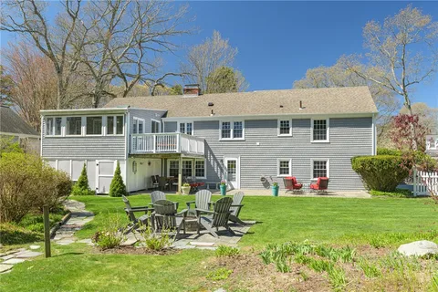 $925,000 | 20 Bullock Avenue, Barrington, RI 02806