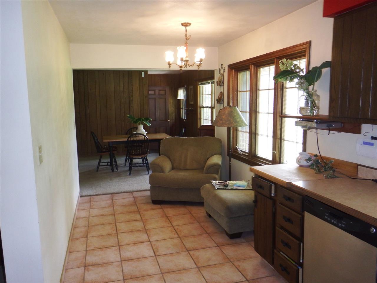 4595 Buskie Road Rockford, IL 61102 - Photo 11 of 24 Gallery Image 11