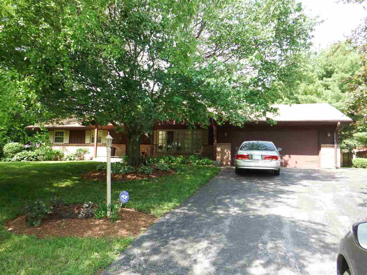 4595 Buskie Road Rockford, IL 61102 - Photo 2 of 24 Gallery Image 2