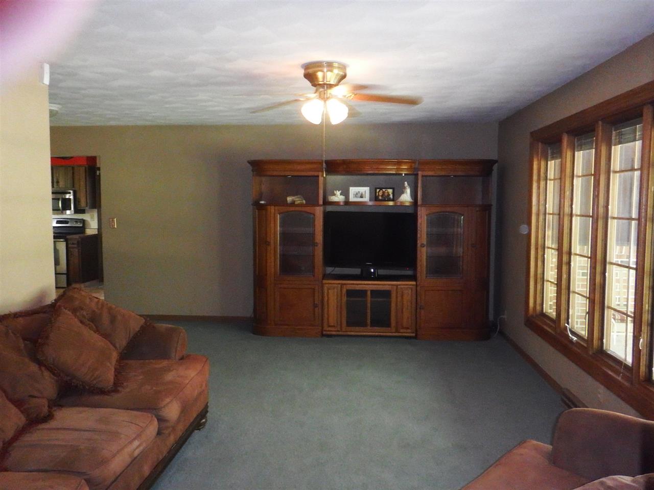 4595 Buskie Road Rockford, IL 61102 - Photo 8 of 24 Gallery Image 8
