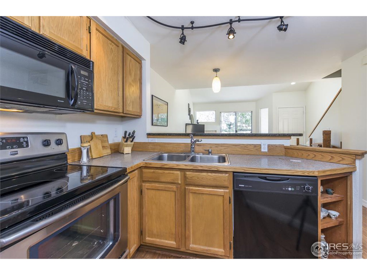 Kitchen 2