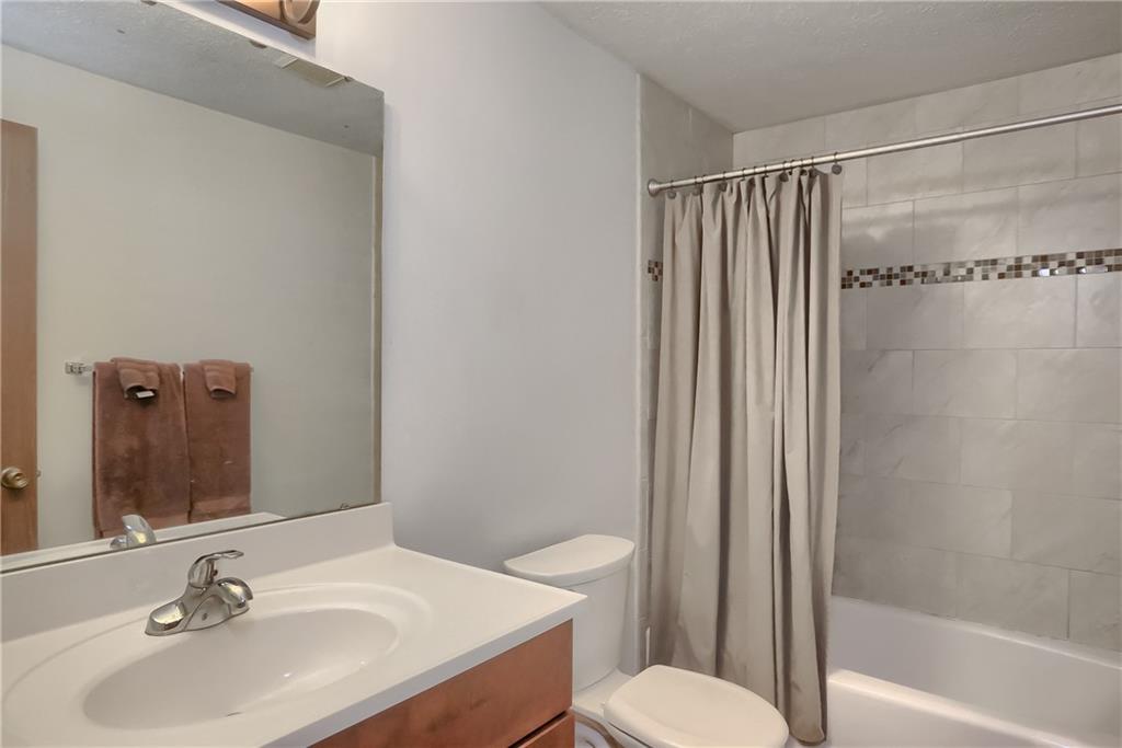 150 Old English Road Pittsburgh, PA 15237 - Photo 35 of 49 Gallery Image 35