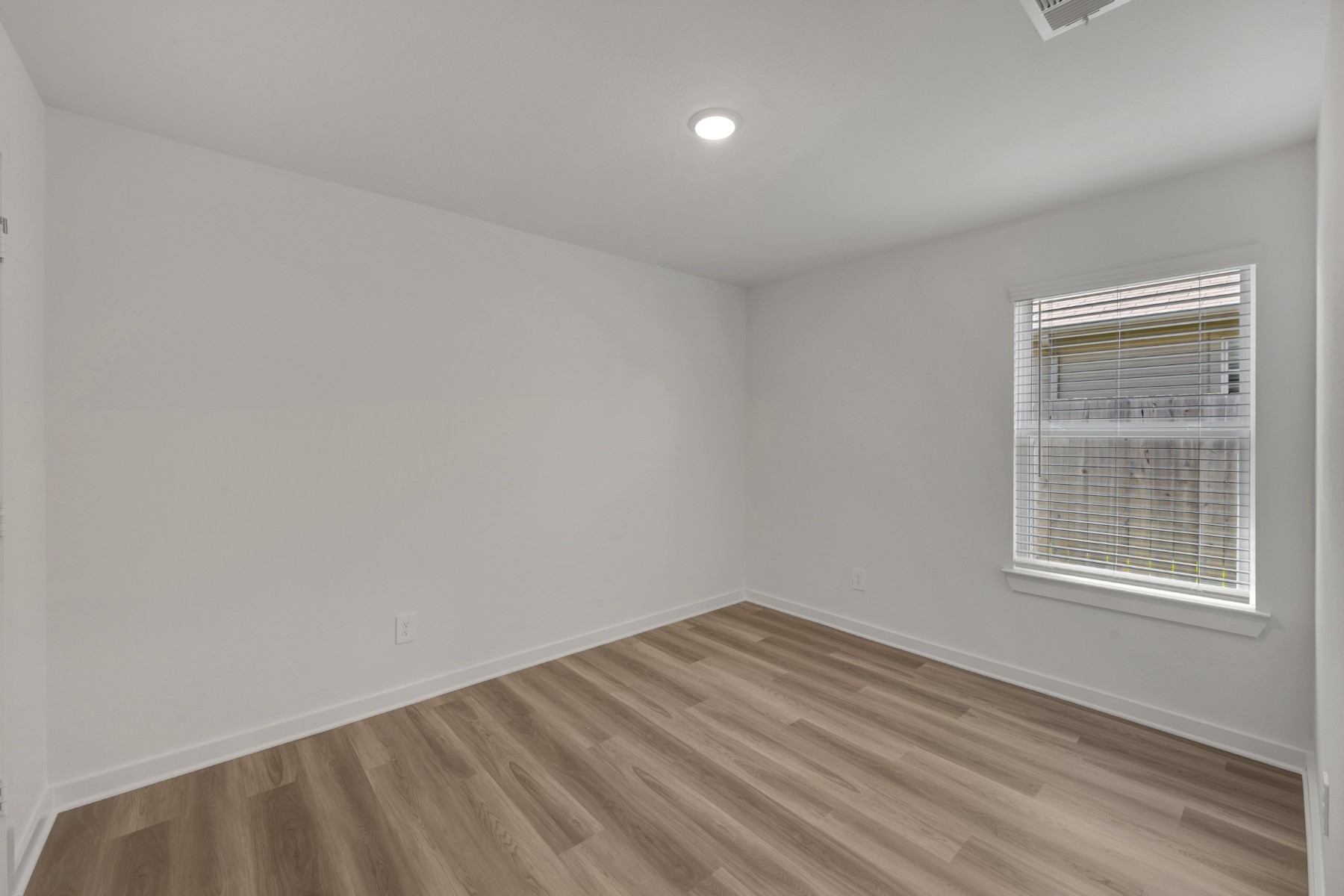 555 Flower Reed Court Magnolia, TX 77354 - Photo 13 of 34