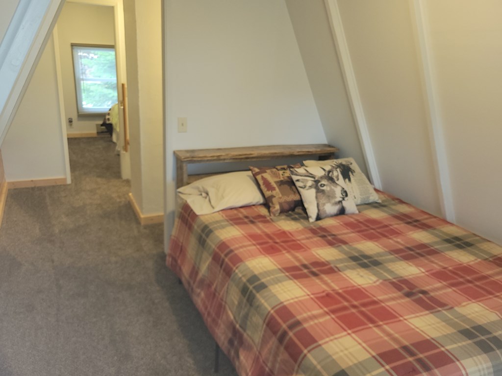 32 Duffys Lane Cascade, ID 83611 - Photo 22 of 35 Beds included