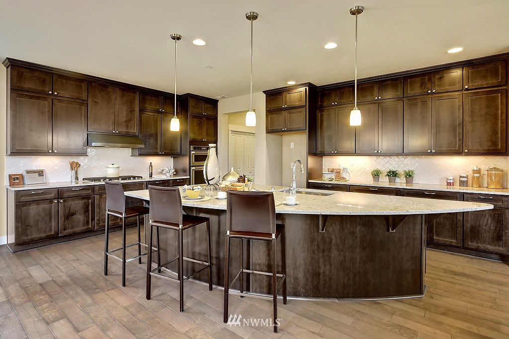 10041 Northeast 162nd Street Bothell, WA 98011 - Photo 16 of 17 Gallery Image 16