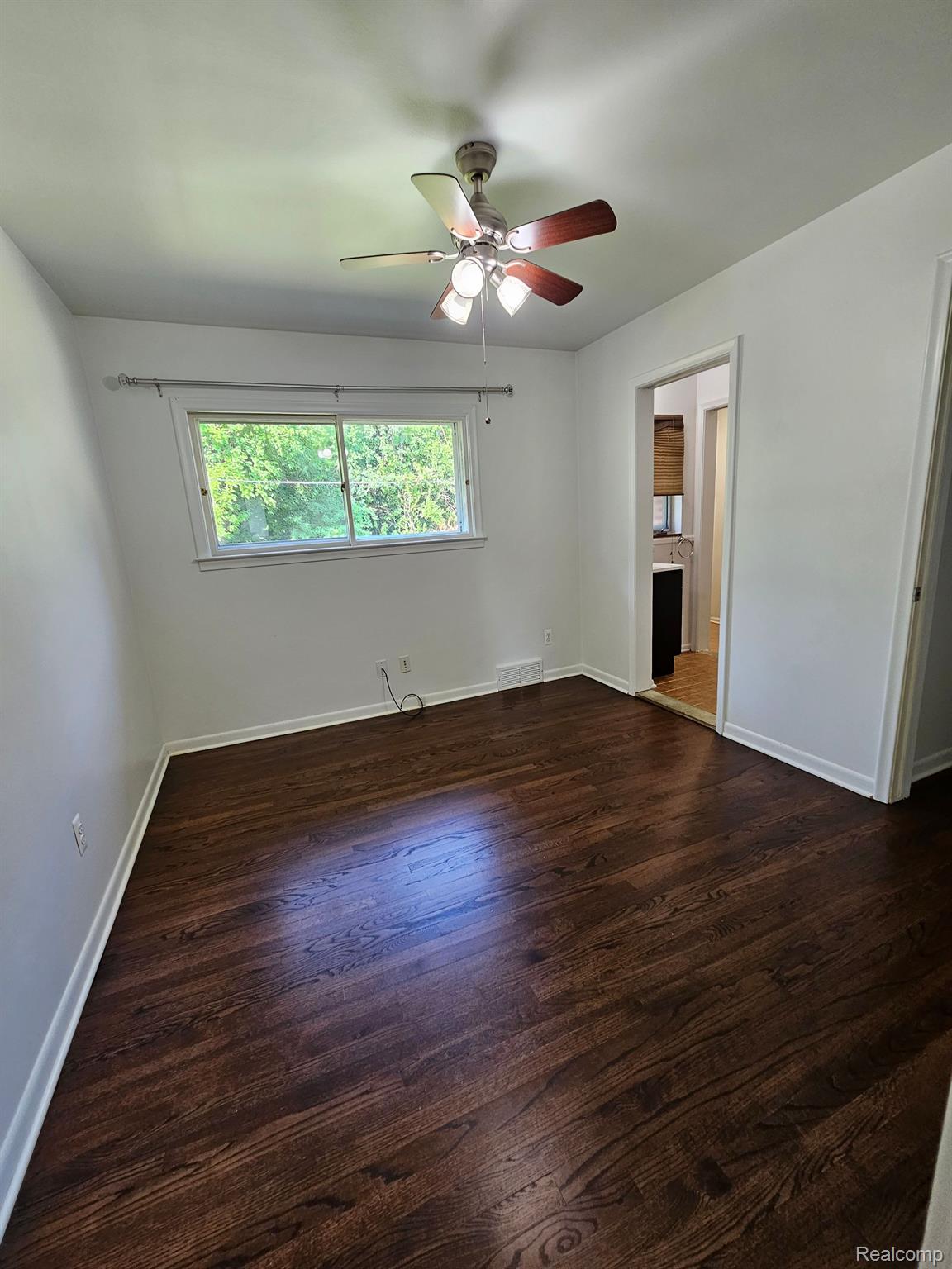 28071 Ridgebrook Road Farmington, MI 48334 - Photo 36 of 47 Gallery Image 36