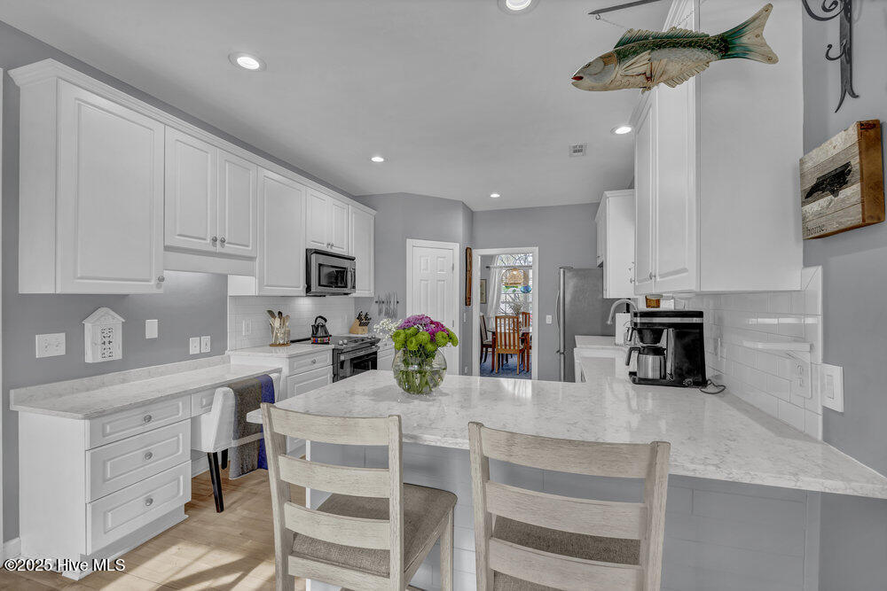 5104 Celline Court Wilmington, NC 28409 - Photo 10 of 40 Kitchen