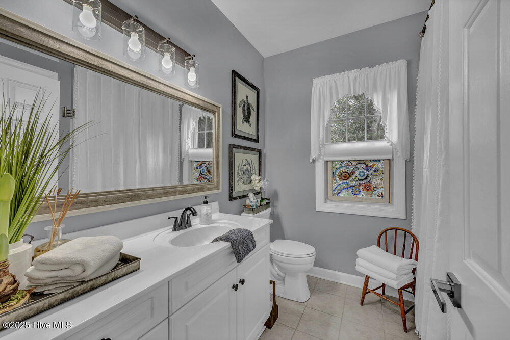 5104 Celline Court Wilmington, NC 28409 - Photo 22 of 40 Third Full Bathroom