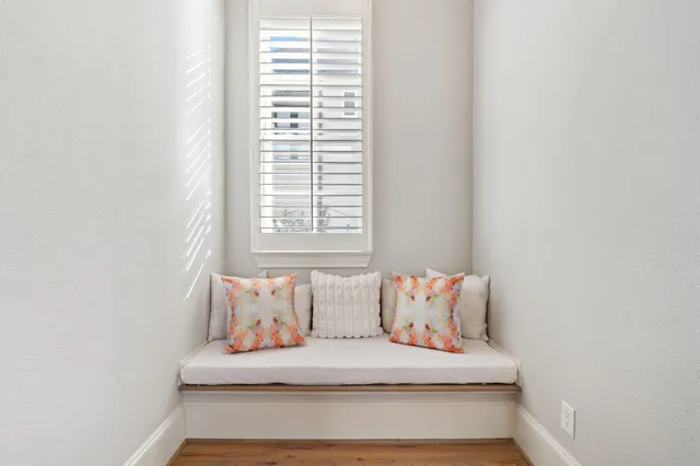 $525,000 | 10937 Wrenwood Manor, Houston, TX 77043