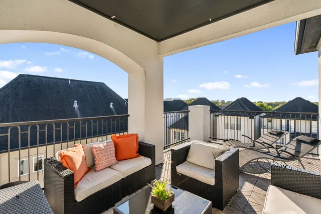 $525,000 | 10937 Wrenwood Manor, Houston, TX 77043