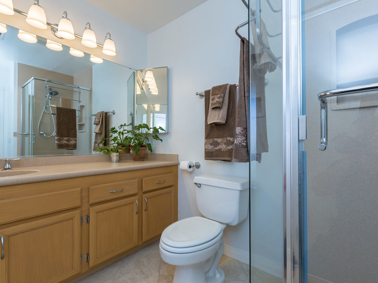 761 Hollowglen Road Oceanside, CA 92057 - Photo 15 of 24