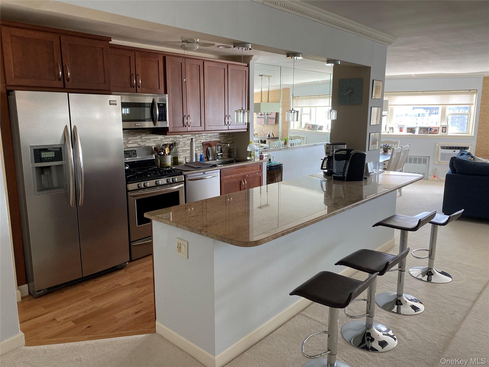 750 Shore Road, Unit 6H Long Beach, NY 11561 - Photo 3 of 18