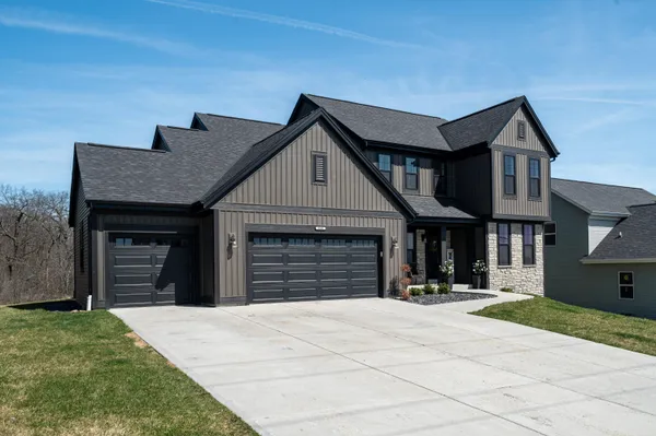 $699,900 | 3640 Madison Street, Waukesha, WI 53188