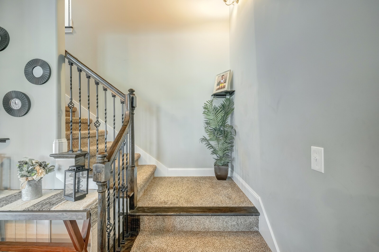 1487 Raven Road Clarksville, TN 37042 - Photo 20 of 44 a view of entryway and hall with wooden floor