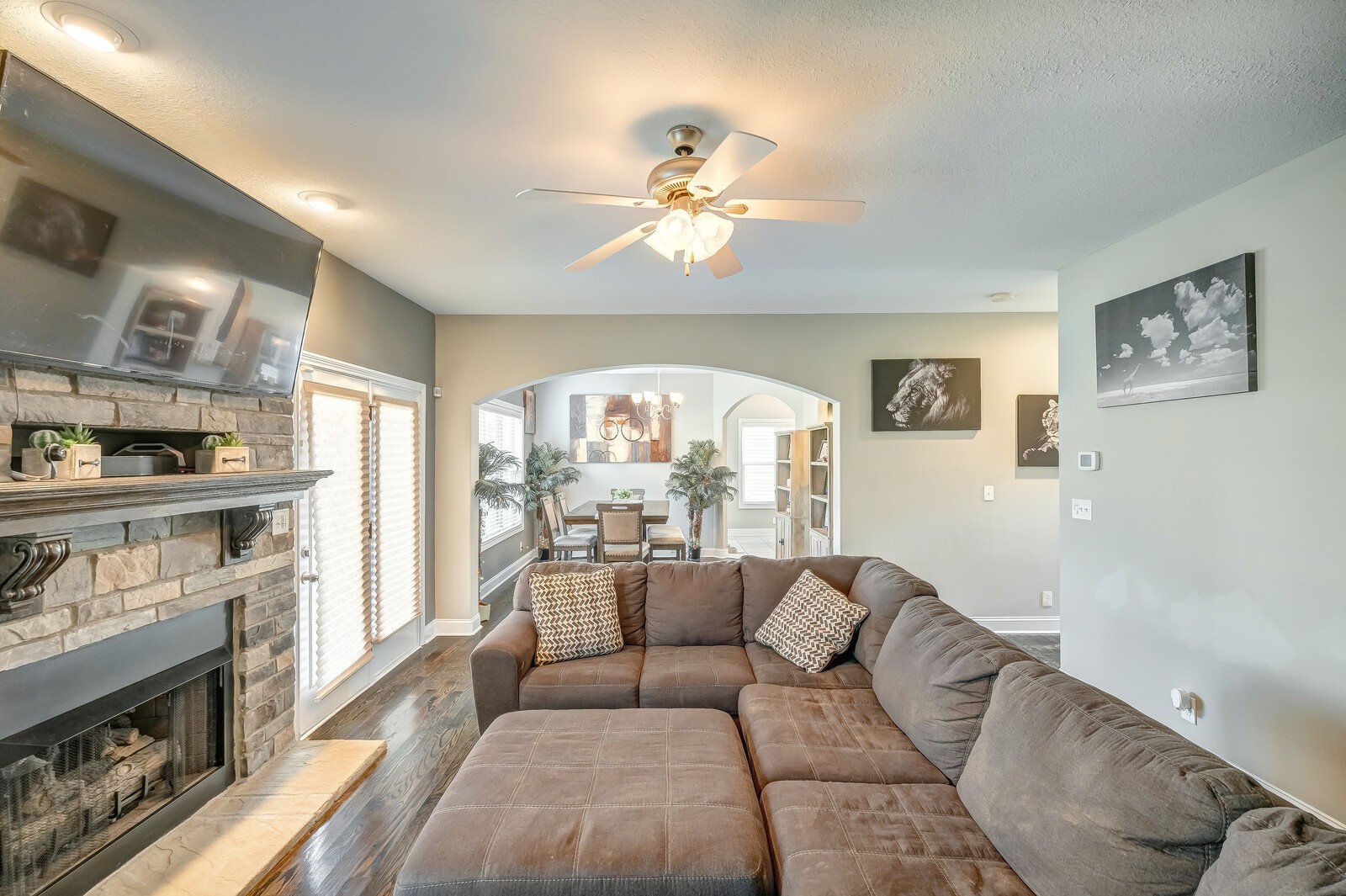 1487 Raven Road Clarksville, TN 37042 - Photo 10 of 44 a living room with furniture and a fireplace