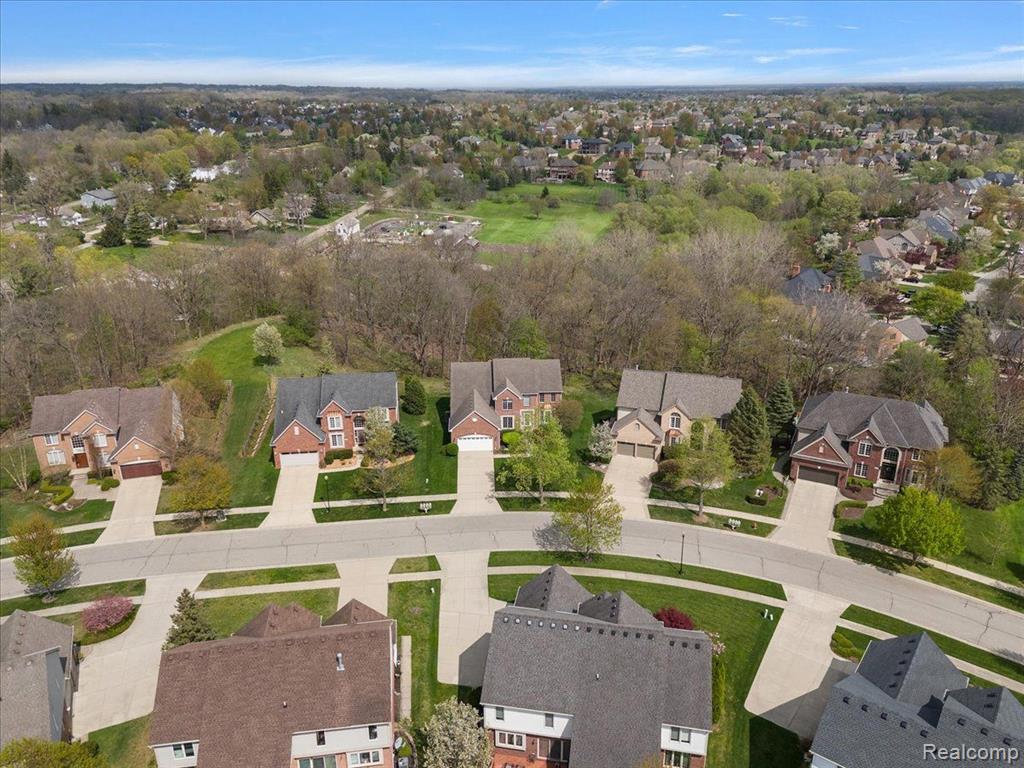 1043 Moran Drive Rochester, MI 48307 - Photo 45 of 48 Gallery Image 45