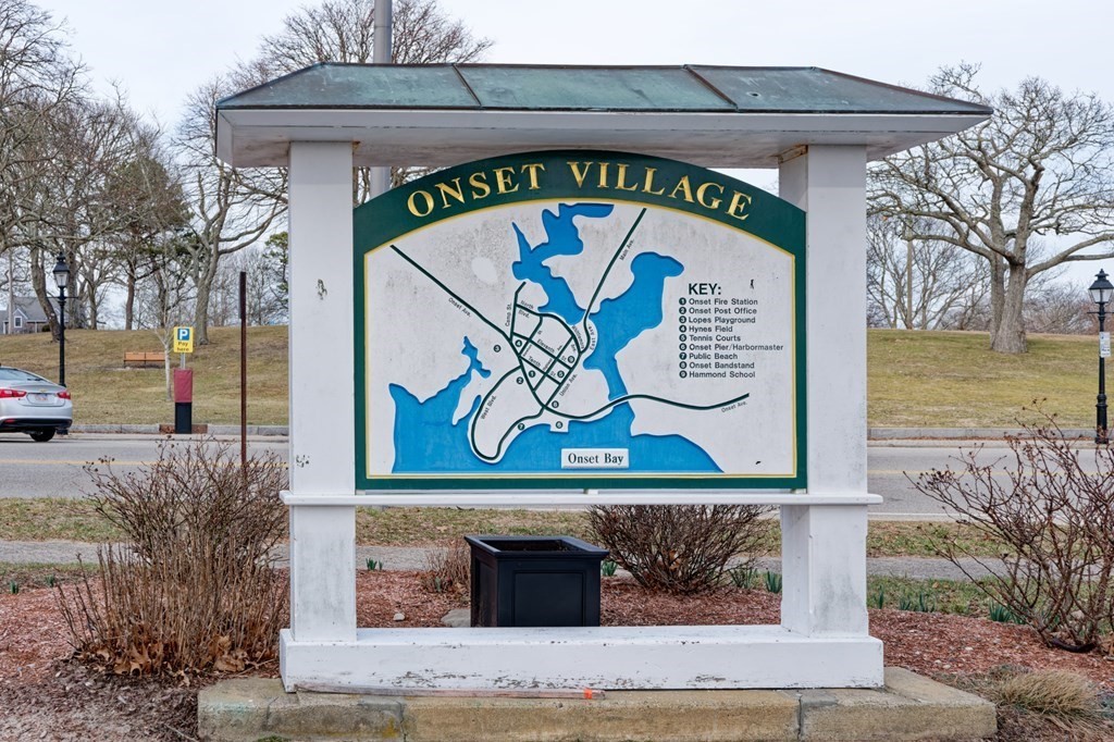 22 Union Avenue Wareham, MA 02571 - Photo 27 of 27 a front view of a house with garden