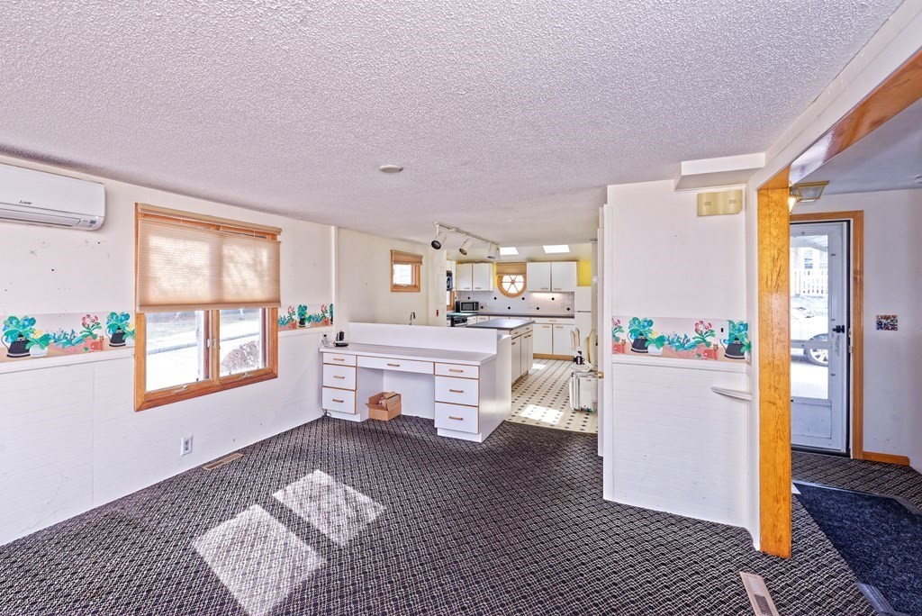 22 Union Avenue Wareham, MA 02571 - Photo 6 of 27