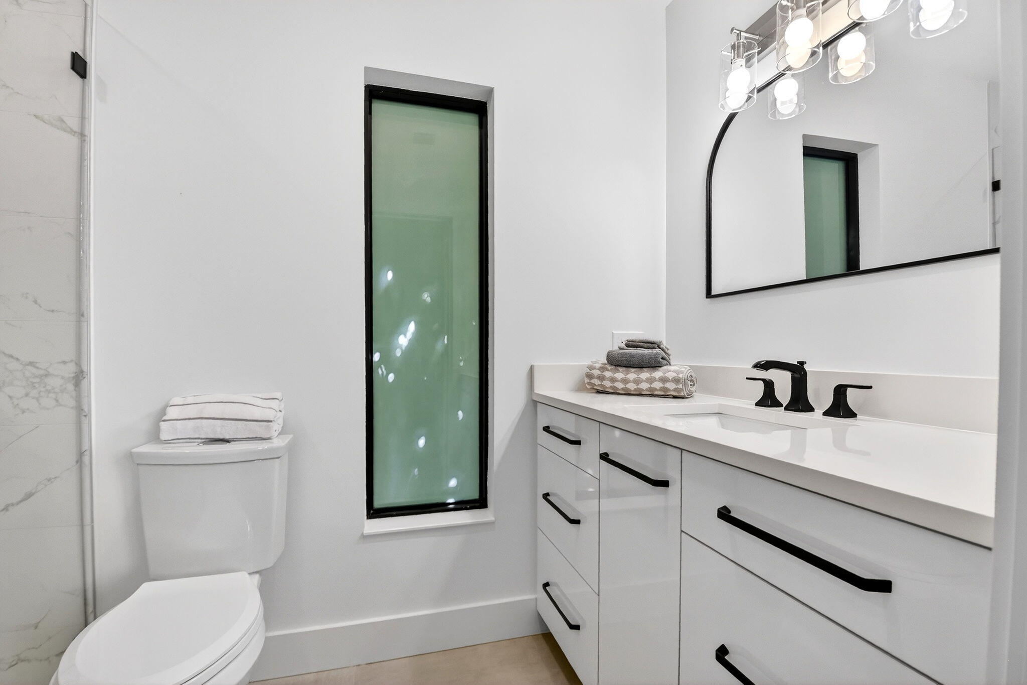 832 Appleby Street Boca Raton, FL 33487 - Photo 19 of 35 PRIMARY BATH
