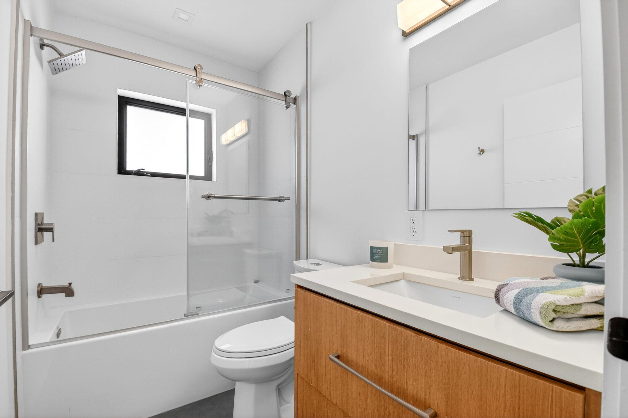 832 Appleby Street Boca Raton, FL 33487 - Photo 22 of 35 FULL BATH