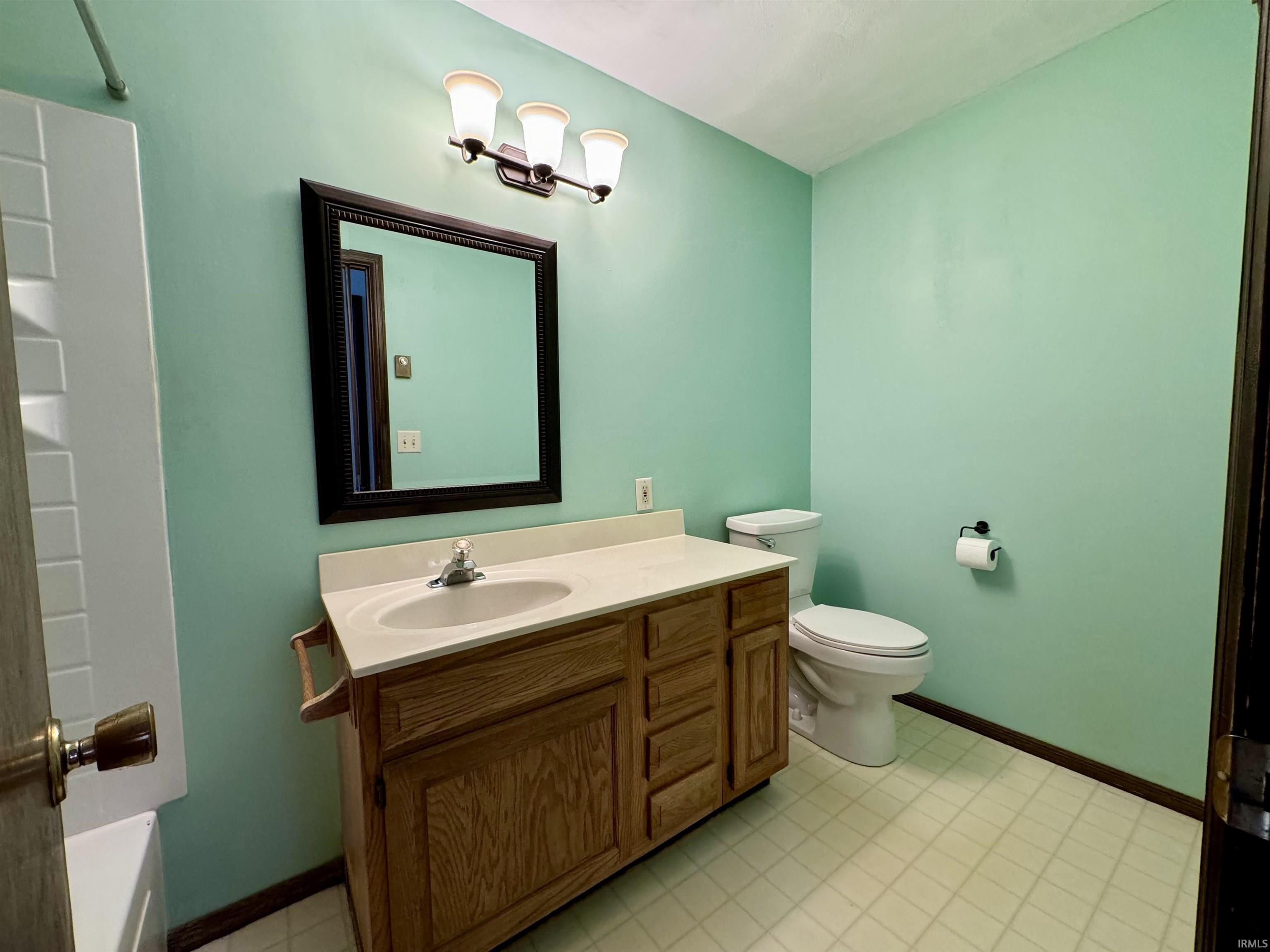5128 South Harmony Road Bloomington, IN 47403 - Photo 8 of 10 Gallery Image 8