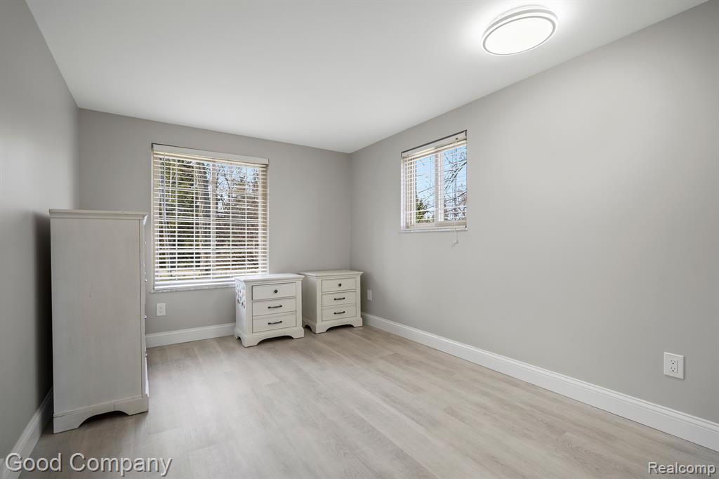 3501 Mann Road Clarkston, MI 48346 - Photo 18 of 43 Gallery Image 18