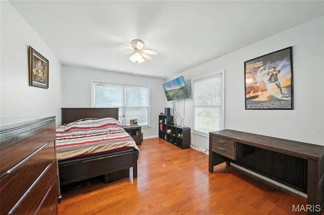 $585,000 | 7447 Highway 94, Portage Des Sioux, MO 63373