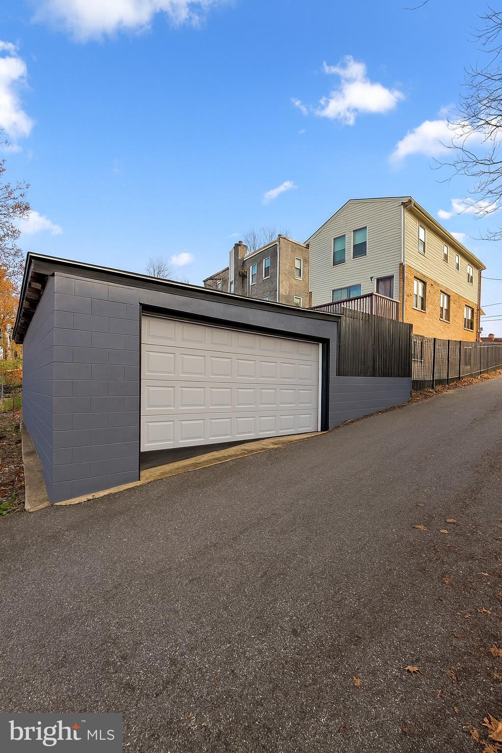 4410 Foote Street Northeast Washington, DC 20019 - Photo 2 of 23