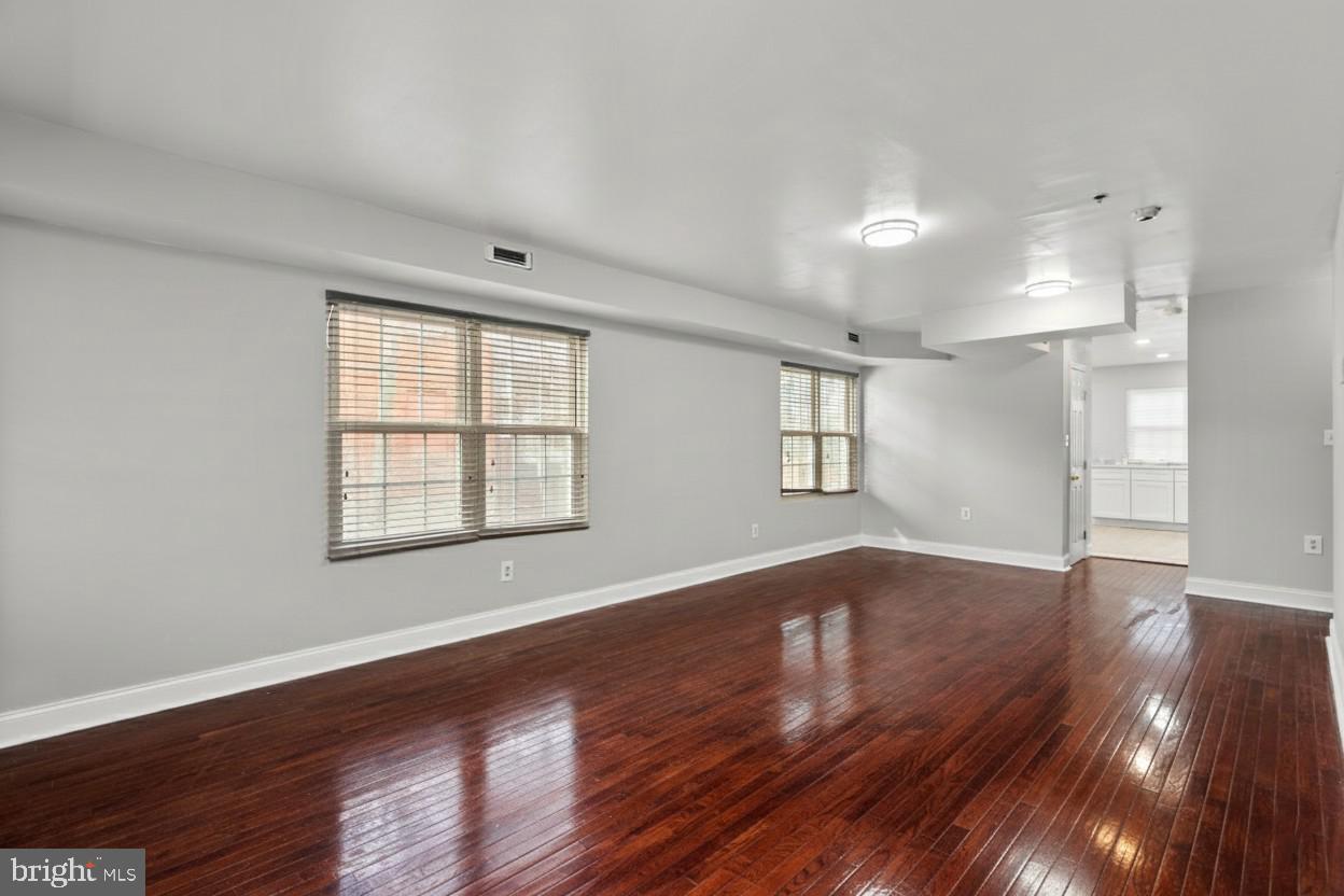 4410 Foote Street Northeast Washington, DC 20019 - Photo 4 of 23