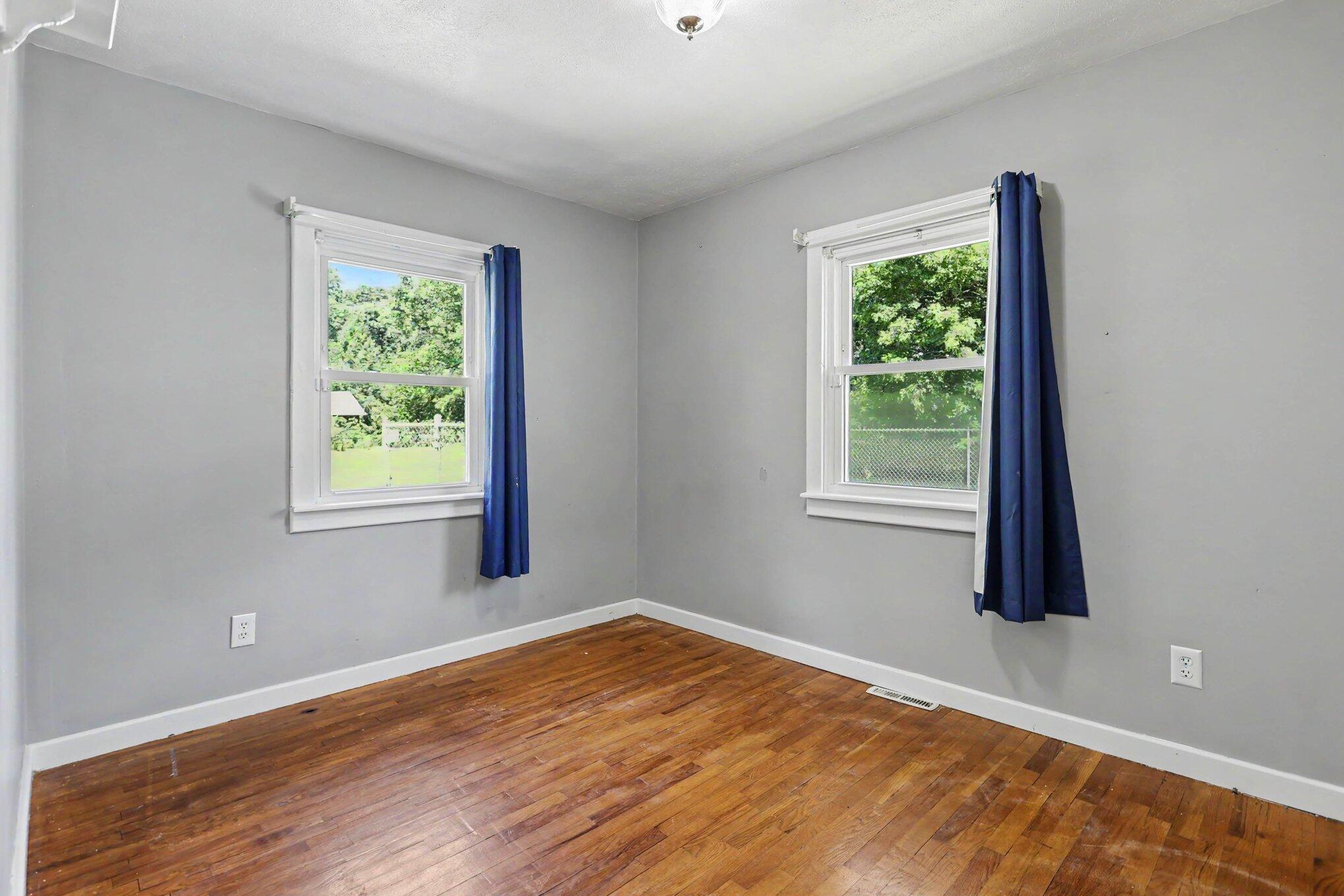 229 Hartman Road Niles, MI 49120 - Photo 15 of 33 012_file_8379