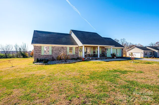 $349,900 | 96 Stable Brook Lane, Taylorsville, NC 28681