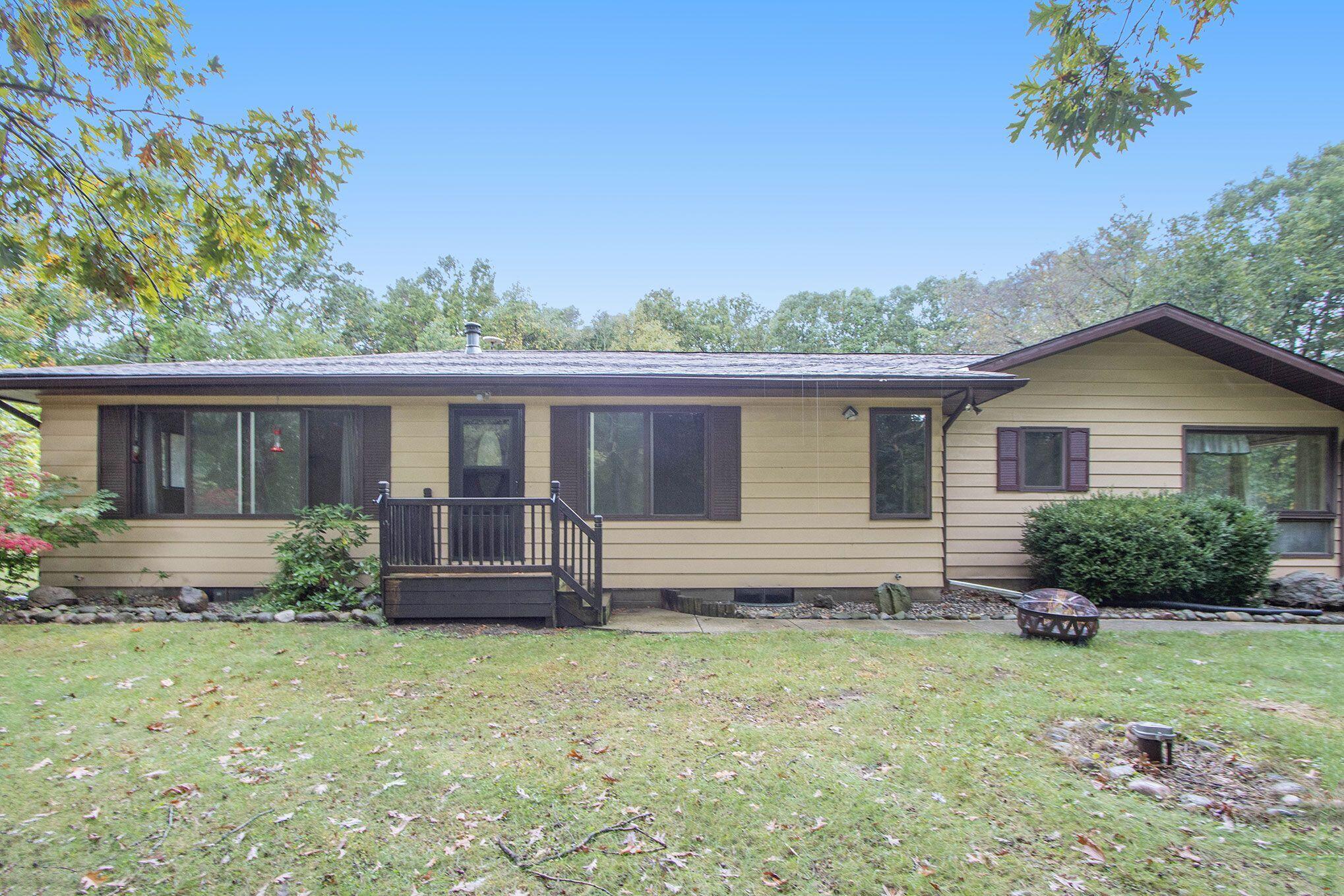 22601 Struwin Road Battle Creek, MI 49017 - Photo 1 of 26 20