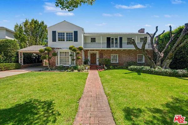 $8,679,000 | 608 Trenton Drive, Beverly Hills, CA 90210
